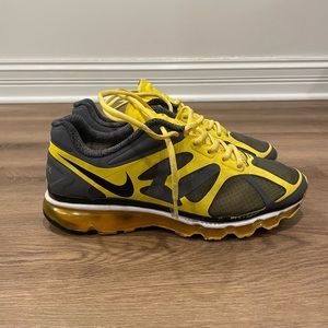 Size 9.5 - Nike Air Max 2012 Yellow